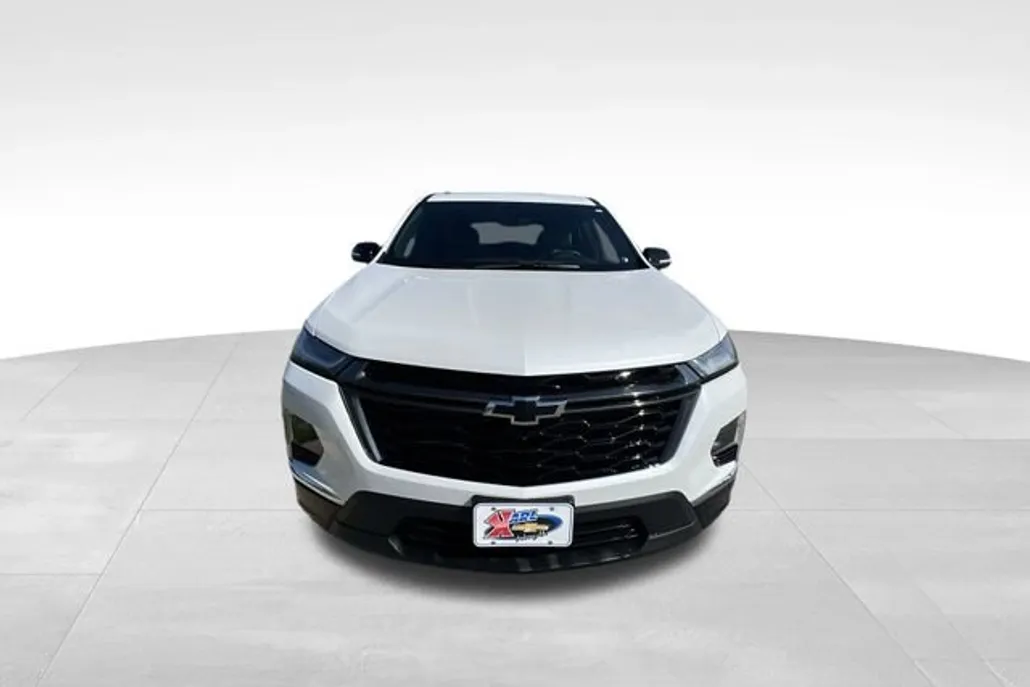 2024 Chevrolet Traverse Premier photo 1