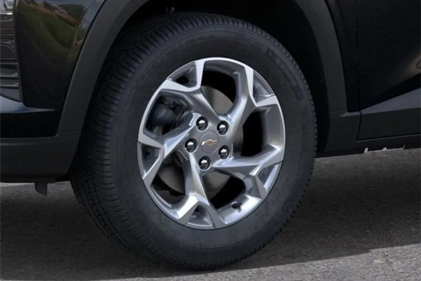 2026 Chevrolet Trax LS photo 1