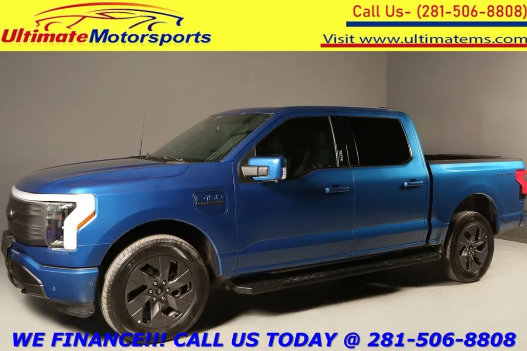 2022 Ford F-150 Lightning Lariat photo 1