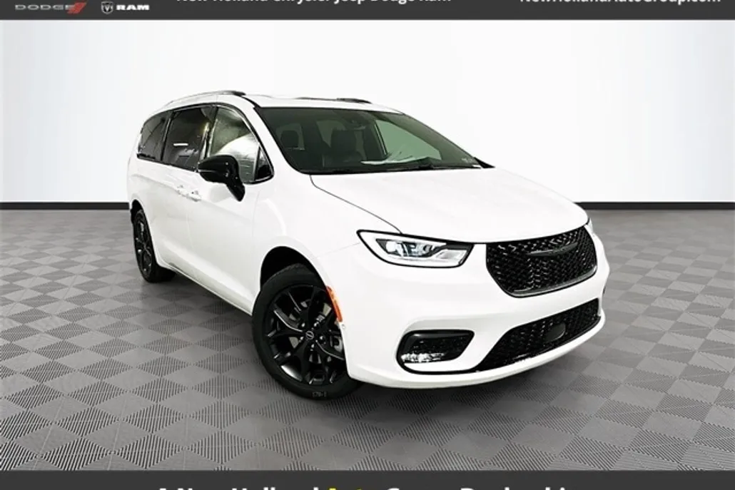 2026 Chrysler Pacifica Limited photo 1