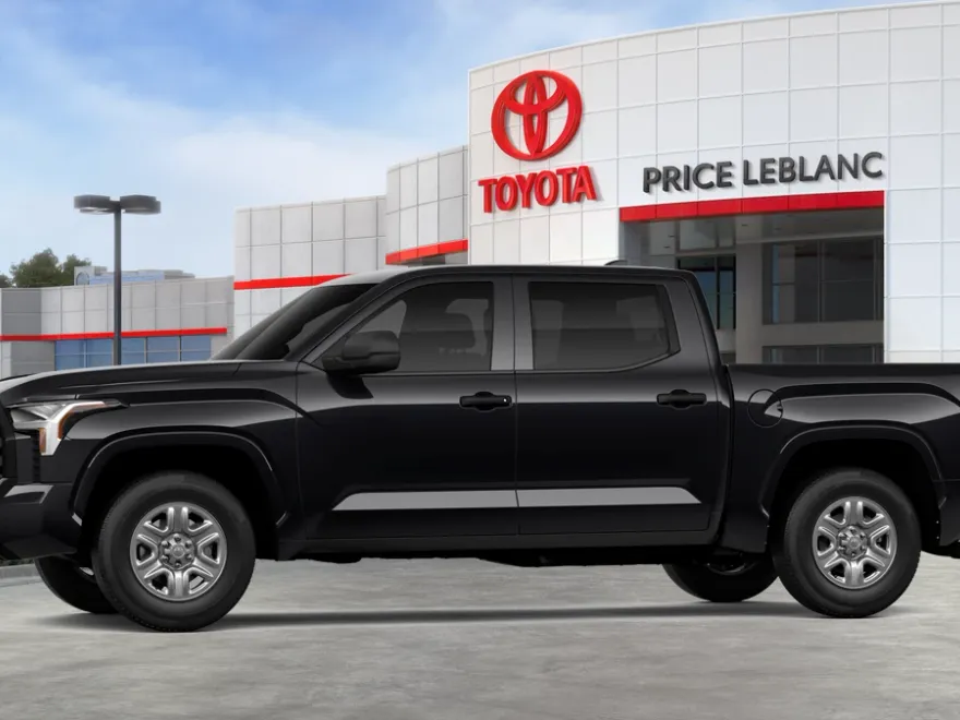 2026 Toyota Tundra SR CrewMax photo 1