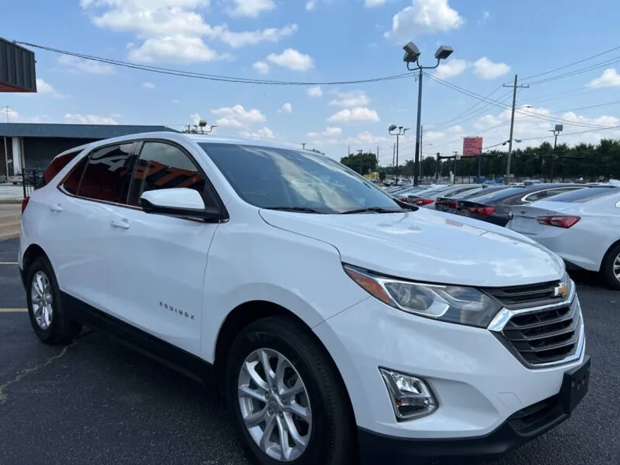 2020 Chevrolet Equinox photo 1