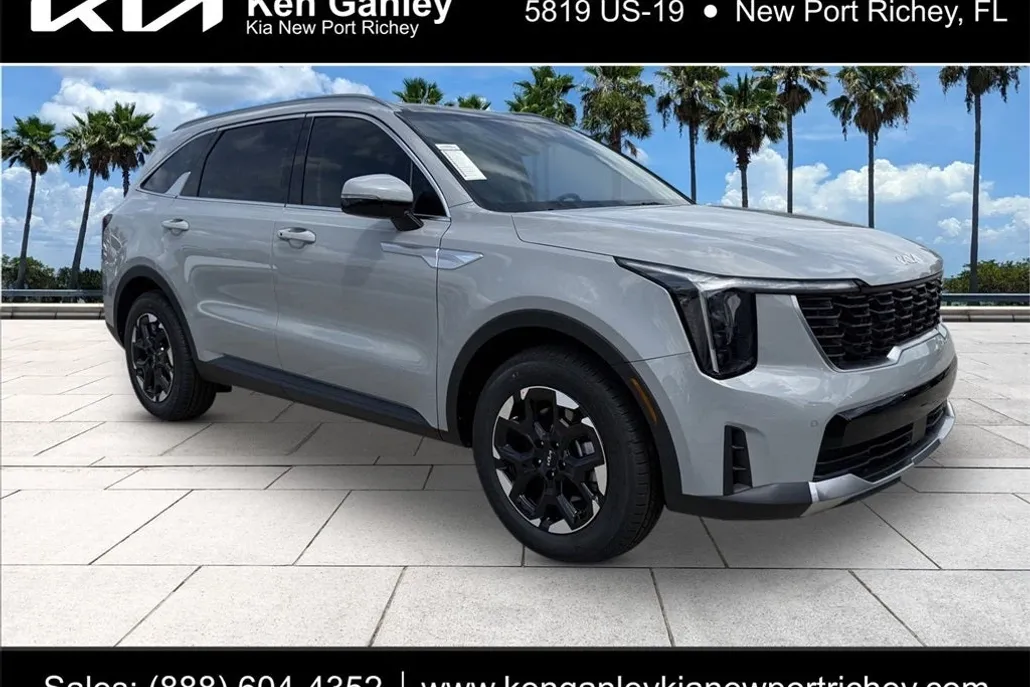2025 Kia Sorento S photo 1