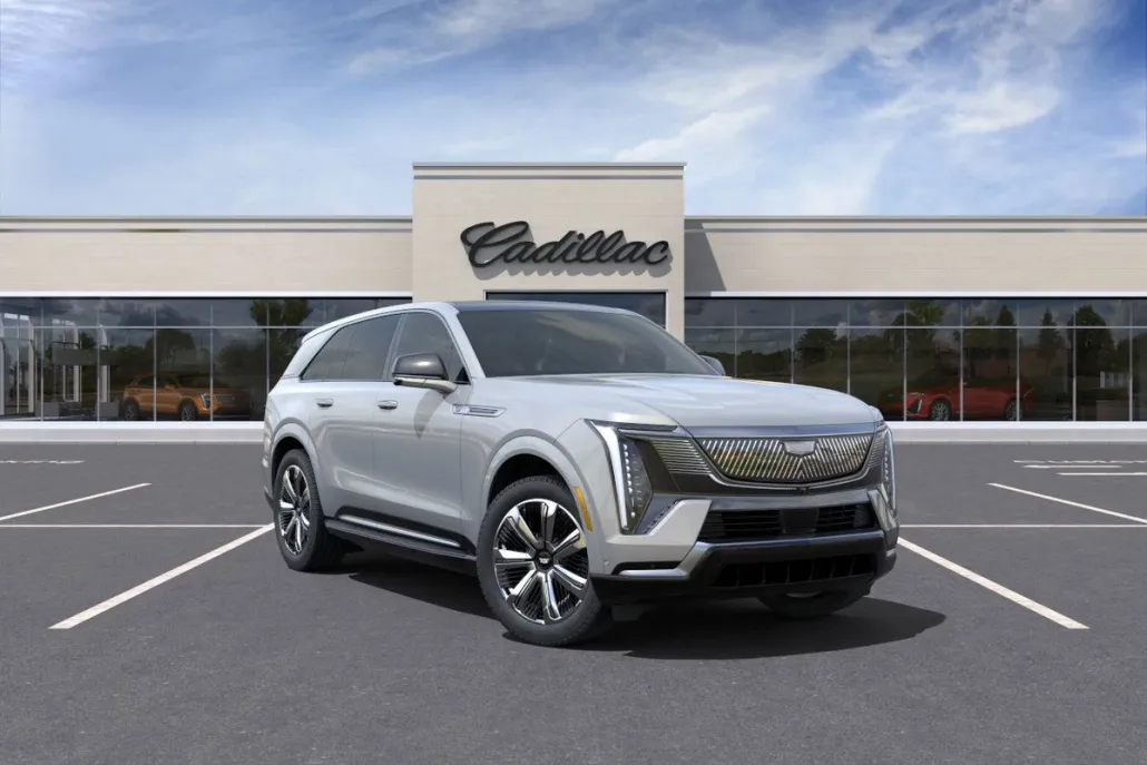 2025 Cadillac Escalade IQ Luxury photo 1
