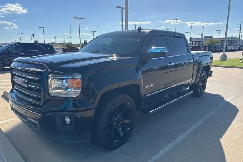 2015 Gmc Sierra 1500 SLT photo 1