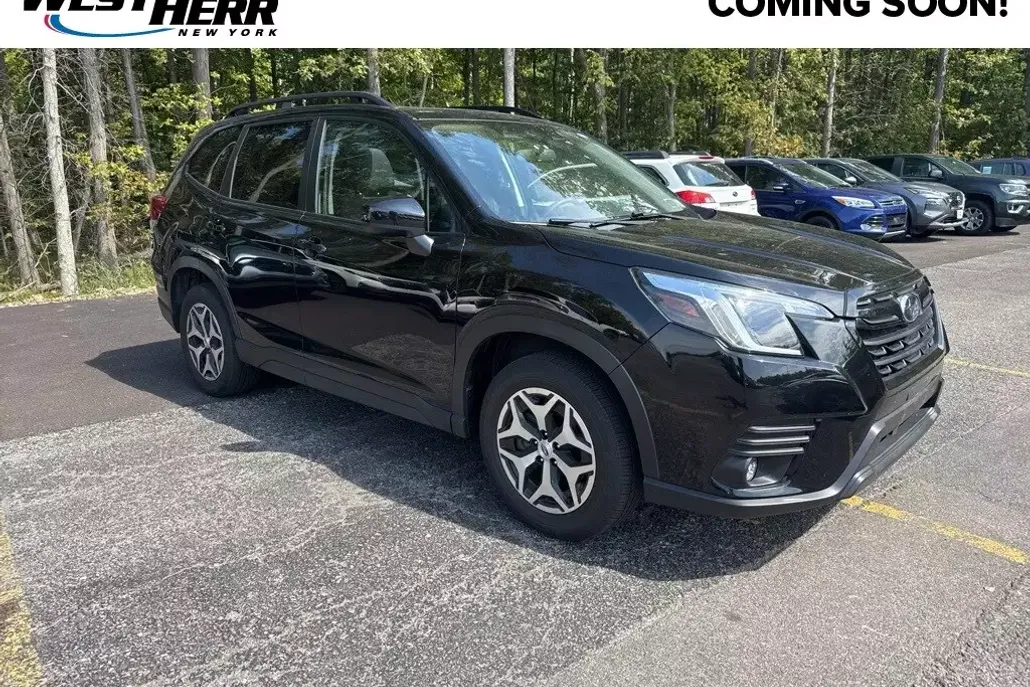 2024 Subaru Forester Premium Base photo 1