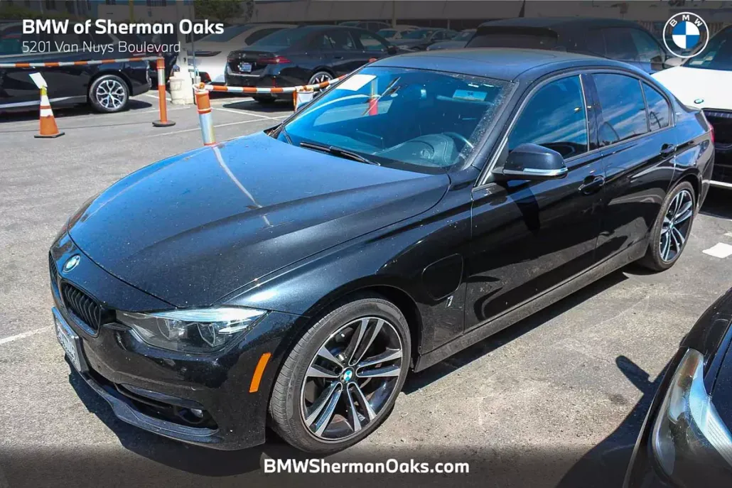 2018 Bmw 330e Sedan photo 1