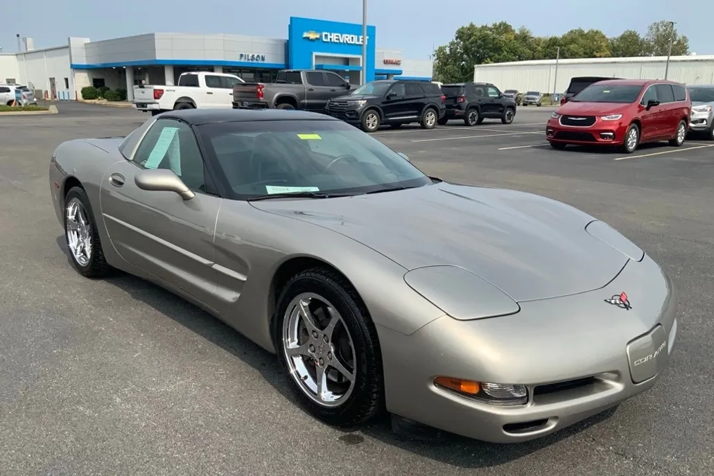 2000 Chevrolet Corvette Base photo 1