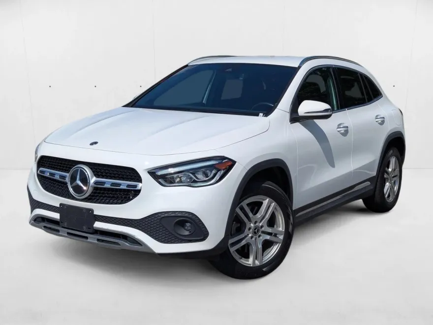 2022 Mercedes Benz GLA 250 4MATIC photo 1