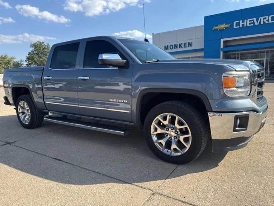 2015 Gmc Sierra 1500 SLT photo 1