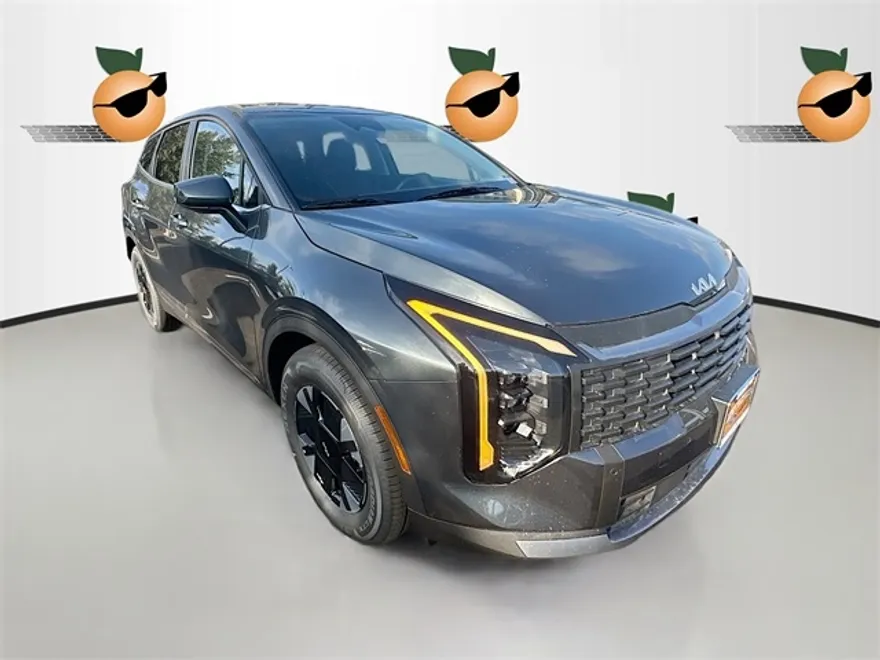 2026 Kia Sportage Hybrid LX photo 1