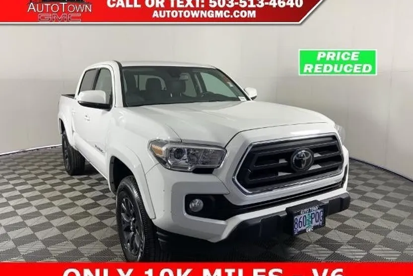 2023 Toyota Tacoma SR5 Double Cab V6 photo 1