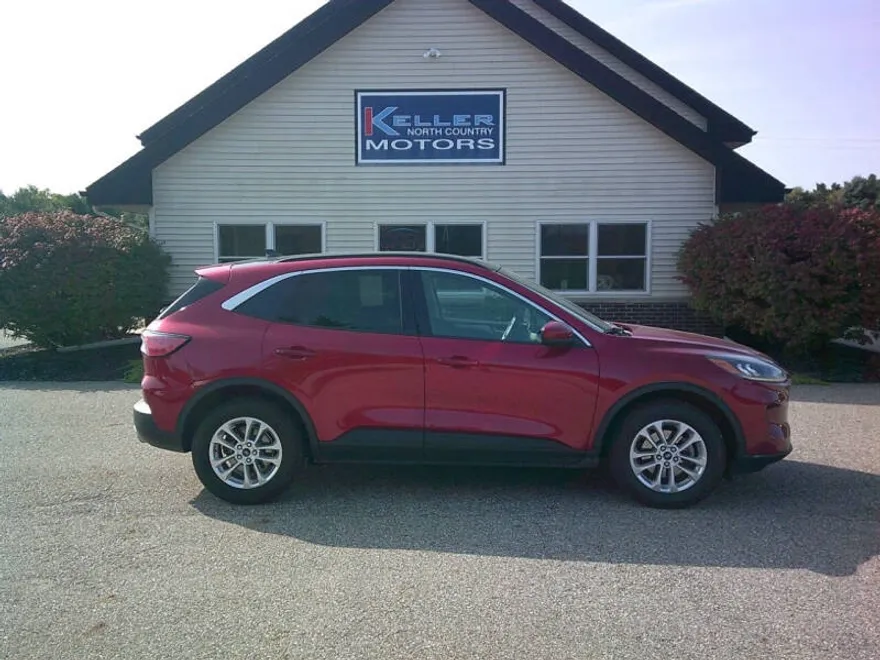 2020 Ford Escape SE photo 1