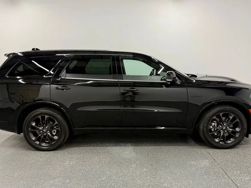 2022 Dodge Durango R/T photo 1
