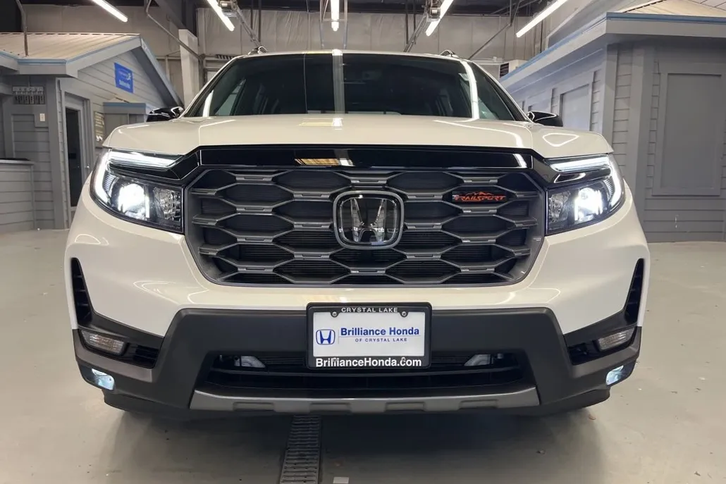 2022 Honda Passport TrailSport photo 1