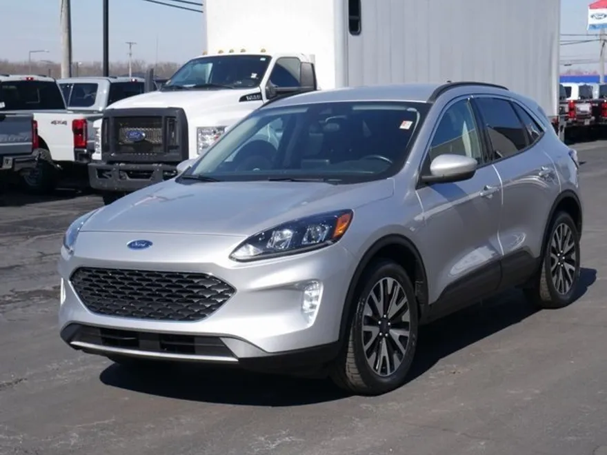 2020 Ford Escape SEL photo 1
