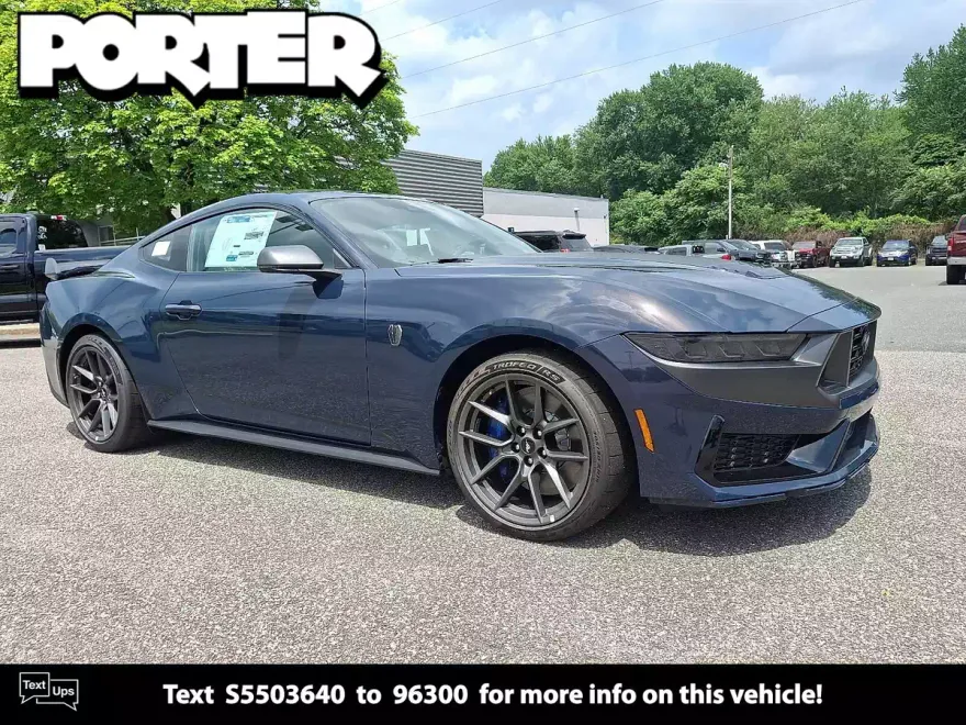 2025 Ford Mustang Dark Horse Premium photo 1
