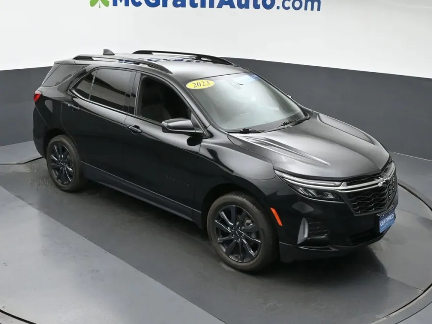 2023 Chevrolet Equinox RS photo 1