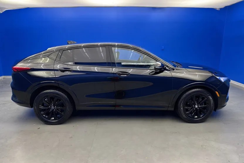 2024 Buick Envista ST photo 1