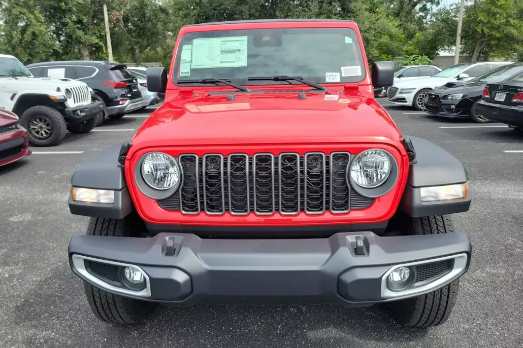 2025 Jeep Gladiator Sport S photo 1