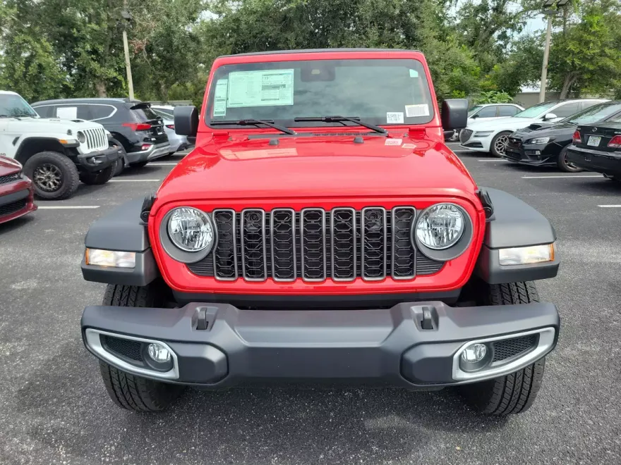 2025 Jeep Gladiator Sport S photo 1