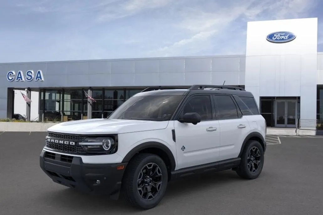 2025 Ford Bronco Sport Outer Banks photo 1