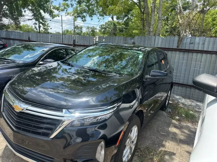 2024 Chevrolet Equinox photo 1