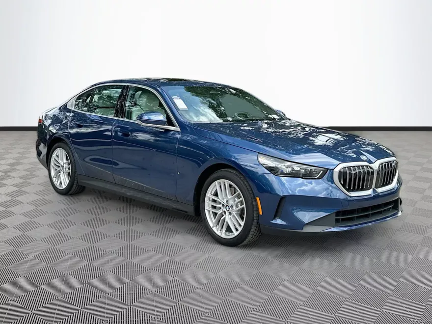 2025 Bmw 530i photo 1