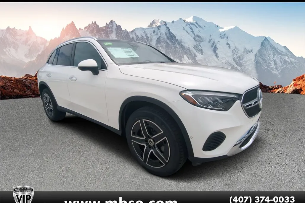 2026 Mercedes Benz GLC 300 photo 1