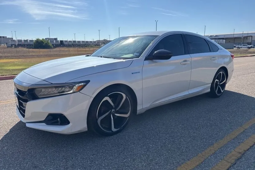 2022 Honda Accord Hybrid Sport photo 1