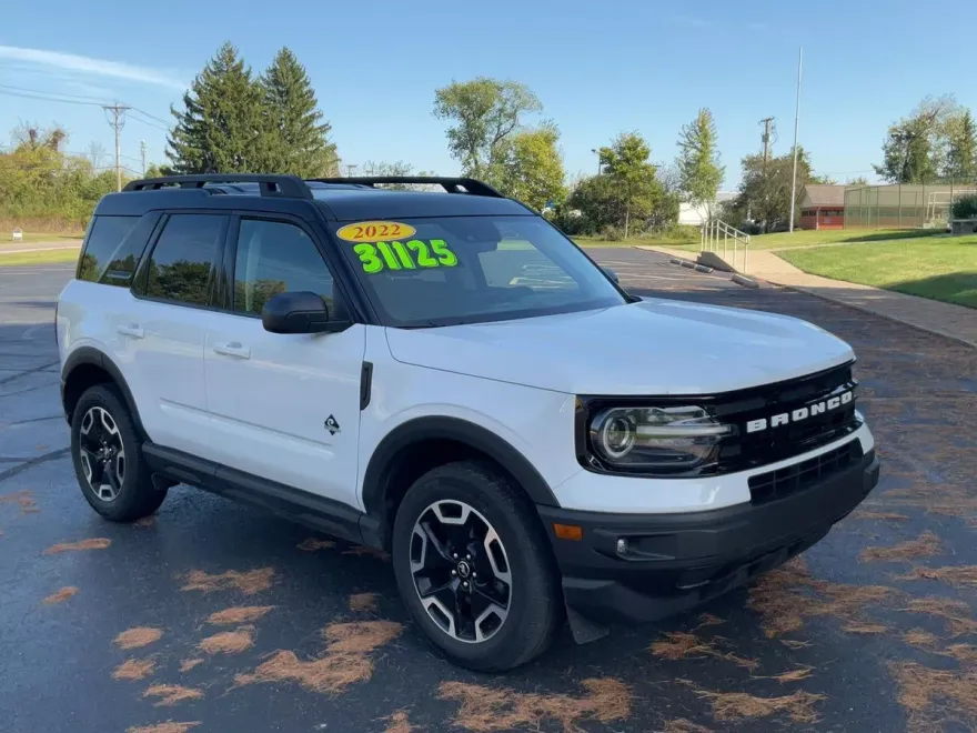 2022 Ford Bronco Sport Outer Banks photo 1
