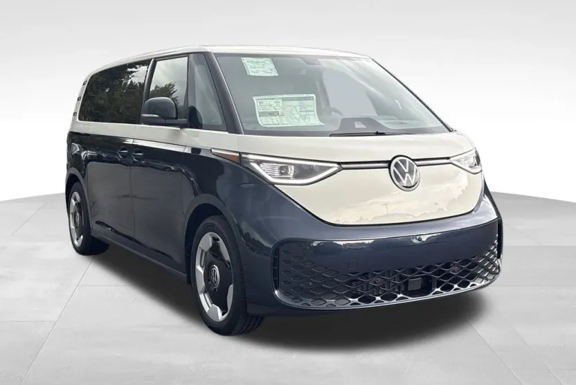 2025 Volkswagen ID. Buzz Pro Plus photo 1
