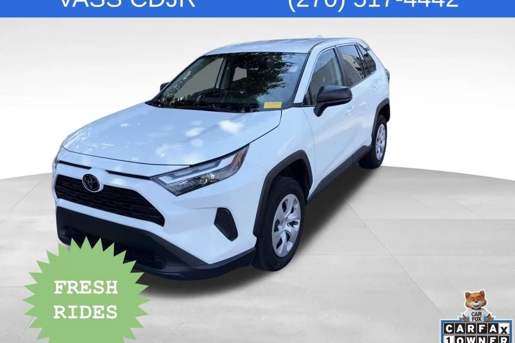 2024 Toyota RAV4 LE photo 1