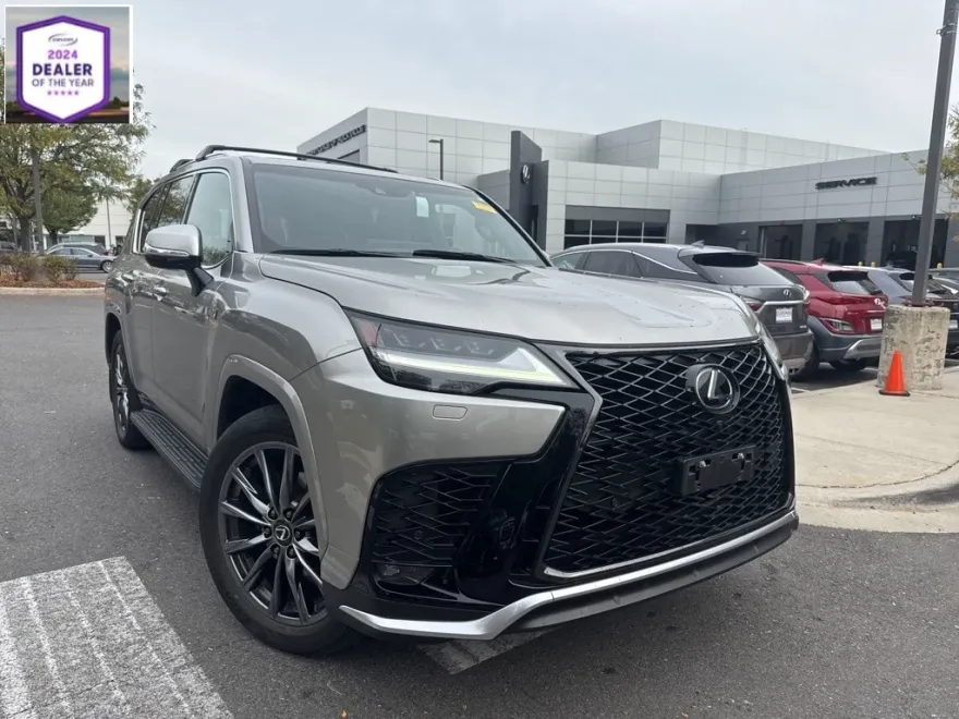 2023 Lexus LX 600 F SPORT photo 1