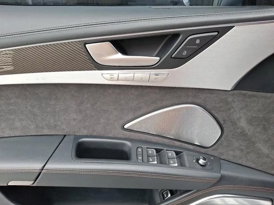 2016 Audi S8 4.0T photo 11