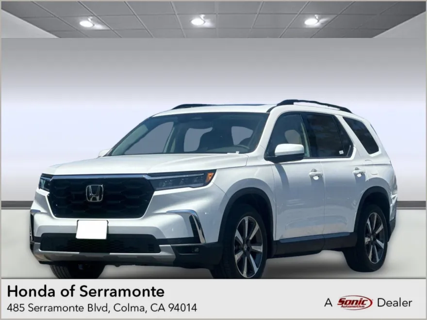 2025 Honda Pilot Touring photo 1