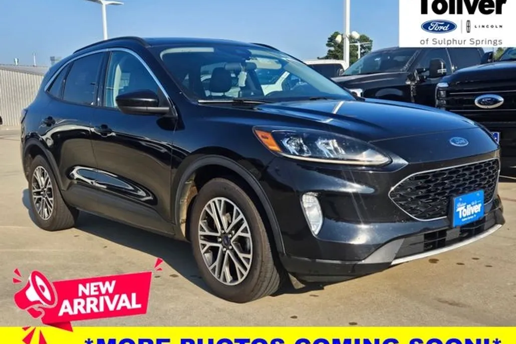 2020 Ford Escape SEL photo 1