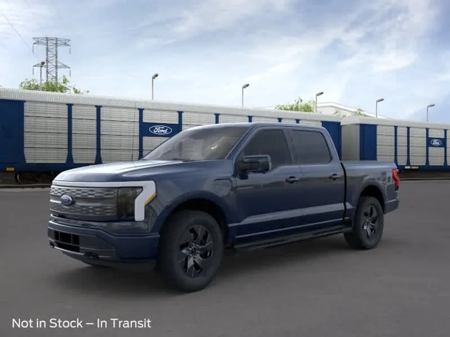 2023 Ford F-150 Lightning Lariat photo 1