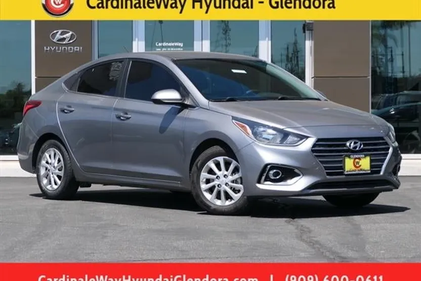 2022 Hyundai Accent SEL photo 1
