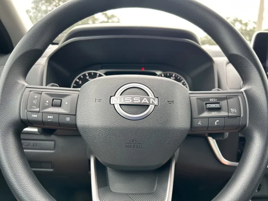 2025 Nissan Rogue S photo 1