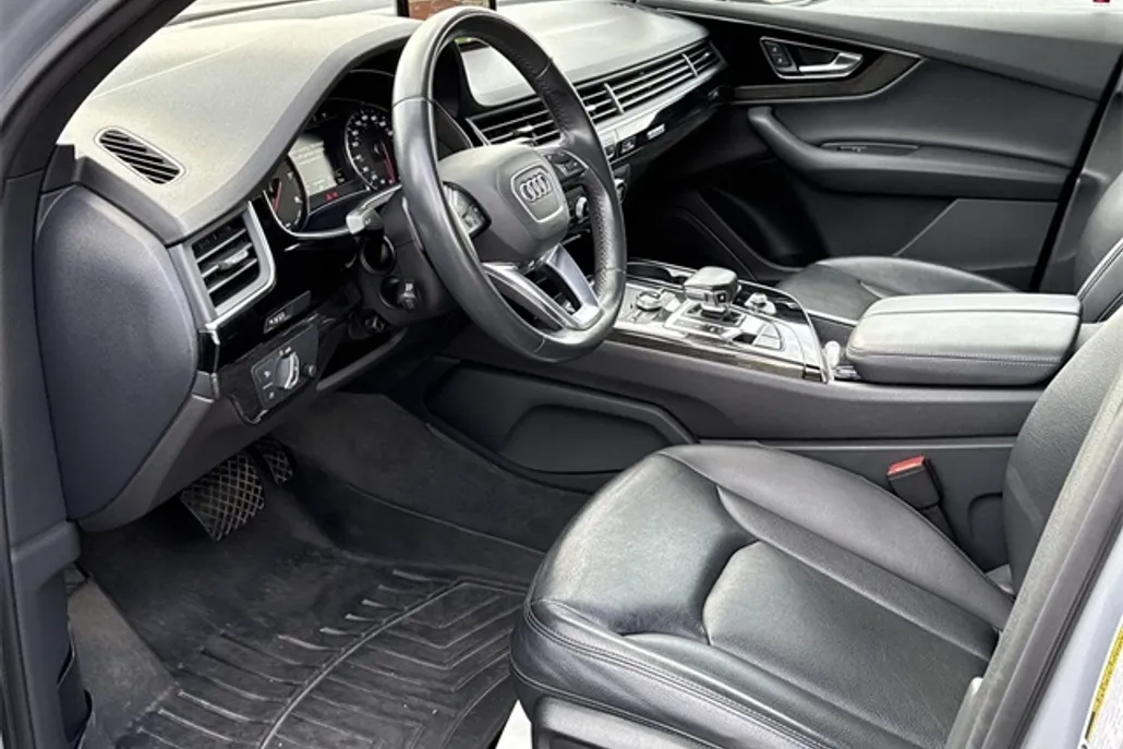 2019 Audi Q7 55 Premium photo 1