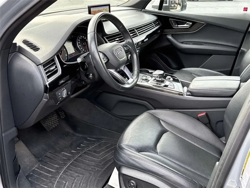 2019 Audi Q7 55 Premium photo 1