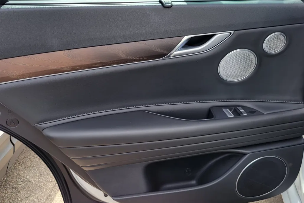 2023 Genesis G80 2.5T photo 1