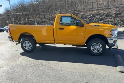 2024 Ram 2500 Tradesman photo 2