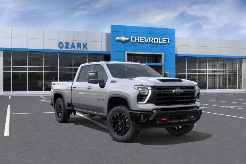 2025 Chevrolet Silverado 2500HD LT photo 1