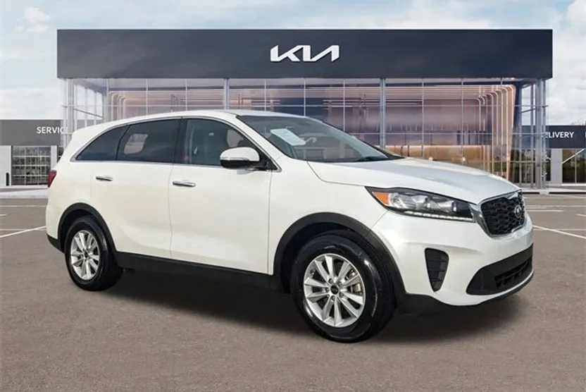 2019 Kia Sorento LX photo 1