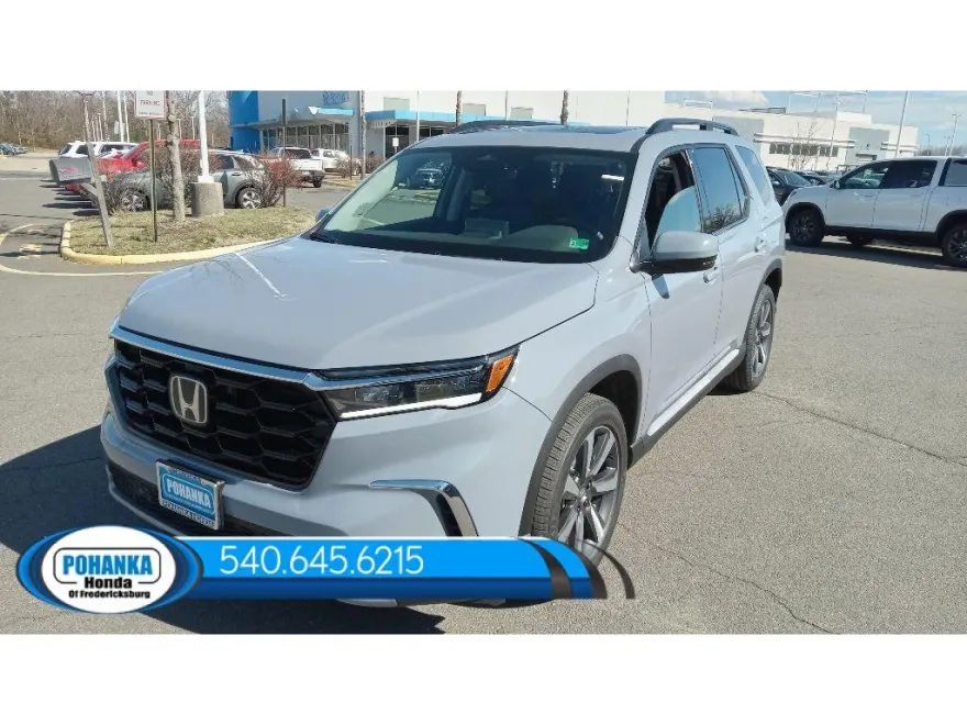 2025 Honda Pilot Touring photo 1