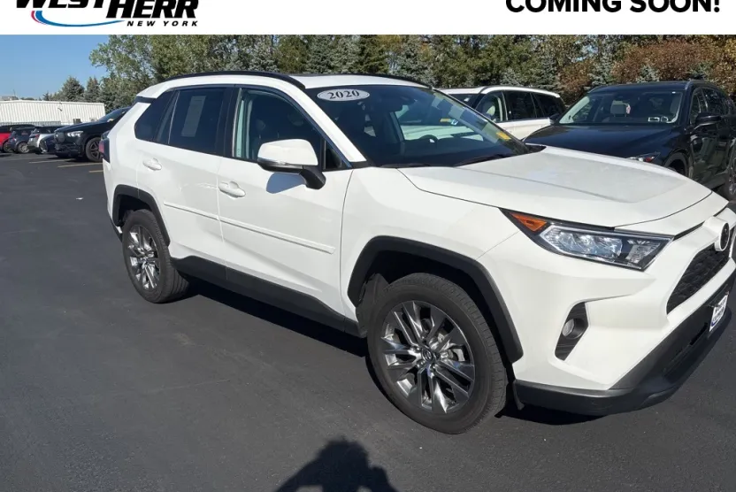 2020 Toyota RAV4 XLE Premium photo 1