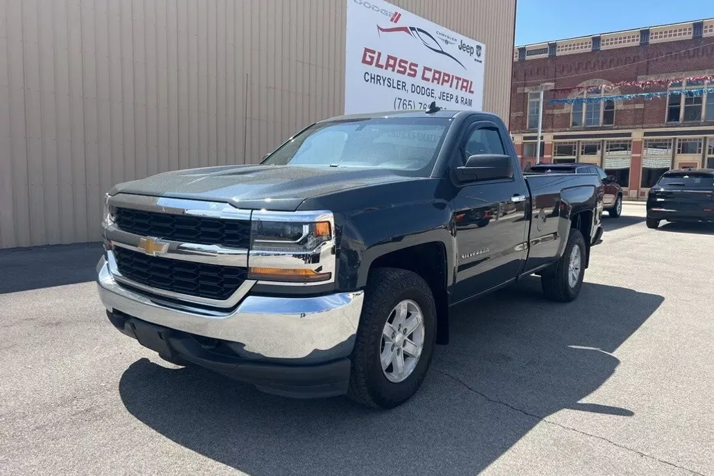 2018 Chevrolet Silverado 1500 LS photo 1