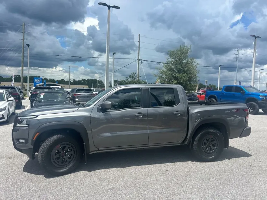 2025 Nissan Frontier PRO-X photo 1